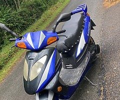 125cc Moped  - Image 4/4