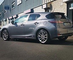 132 Lexus CT 200h Auto Hybrid/High spec/Leather - Image 3/10