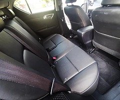 132 Lexus CT 200h Auto Hybrid/High spec/Leather - Image 8/10