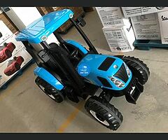 Free competition of the kids 24v ride on new Holland tractor