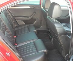 2017 skoda superb - Image 6/10