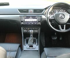 2017 skoda superb - Image 8/10