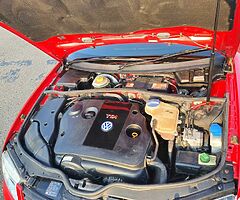 2000 Volkswagen Passat - Image 5/10