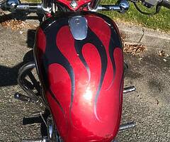 Intruder 800 - Image 3/9