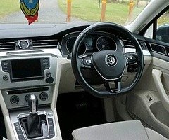 Vw passat Estate diesel automatic
Volkswagen passat Estate brand new nct - Image 4/4