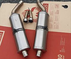 YAMAHA R1 AKRAPOVIC EXHAUST CANS