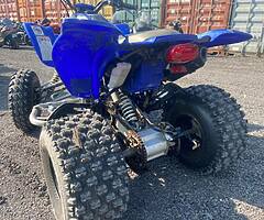 Yamaha raptor 660