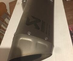 Mt yamaha akropovic exhaust can - Image 5/10
