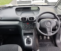 Citroen C3 Picasso - Image 6/9