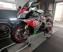 2017 Aprilia RSV4 - Image 3/10