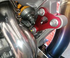 2017 Aprilia RSV4 - Image 8/10