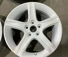 6 Lexus sports and 4 center caps and other Lexus parts for sale - Image 3/8
