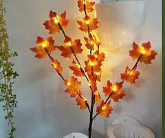 Maple leaf led