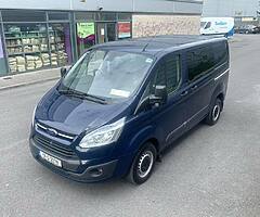 131 TRANSIT CUSTOM CREW CAB