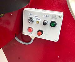 cabin boat - Image 3/10
