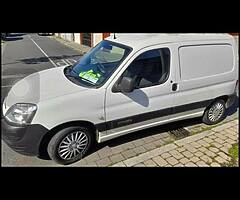 Citroen berlingo van