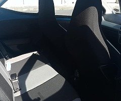 Toyota Aygo - Image 9/10