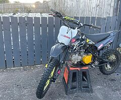 2016 140cc stomp  Pitbike