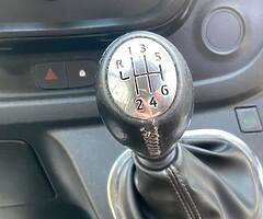 Vauxhall vivaro, Renault traffic - Image 10/10