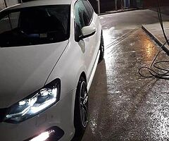 Car - Image 6/6