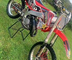 Cr125