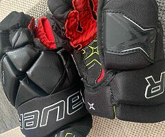 Bauer X2.9 gloves junior price reduced - Image 5/5