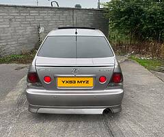 Lexus is200 LE - Image 4/6