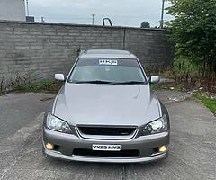 Lexus is200 LE - Image 6/6