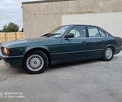 95 BMW 520i Manual