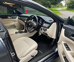 MERCEDES CLS AMG LINE 2.1 DIESEL AUTO - Image 3/5