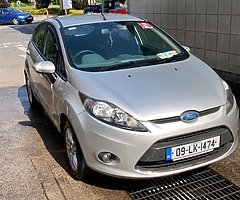 09 Ford Fiesta