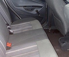 09 Ford Fiesta - Image 4/5