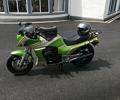 Gpz900r
