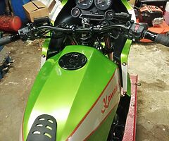 Gpz900r - Image 10/10