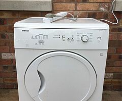 Condenser tumble dryer