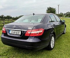 Mercedes e200 - Image 4/10