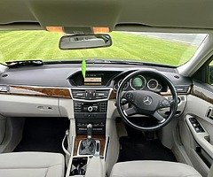 Mercedes e200 - Image 6/10