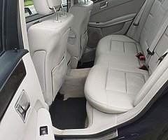 Mercedes e200 - Image 9/10