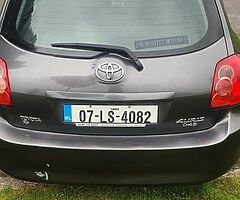 07 toyota auris