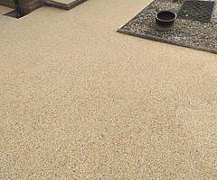 Beautiful Resin Bound Surfacing - Image 9/10