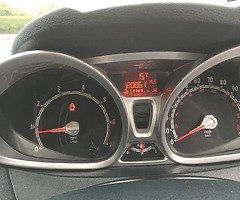 Ford Fiesta Zetec 1.4 - Image 4/8