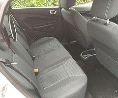 Ford Fiesta Zetec 1.4 - Image 5/8