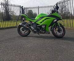 Kawasaki ninja 300
