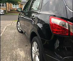 Nissan qashqai 2010