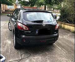 Nissan qashqai 2010