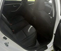 142 Hyundai i30 1.6 diesel - Image 6/7