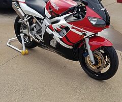 Yamaha r6 - Image 5/5