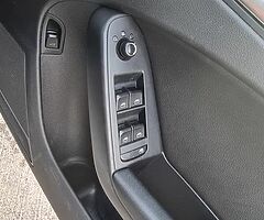 A4 b8 - Image 6/10