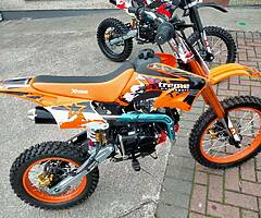 New 125 cc bikes - Image 4/6