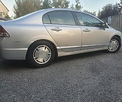 Honda civic hybrid - Image 5/9